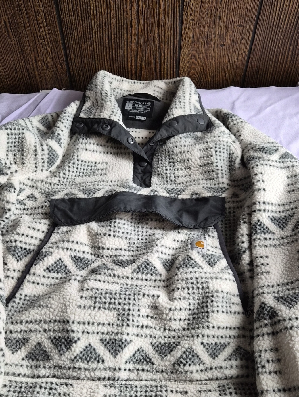 Carhartt Sherpa Pullover in Cream and Gray Pattern